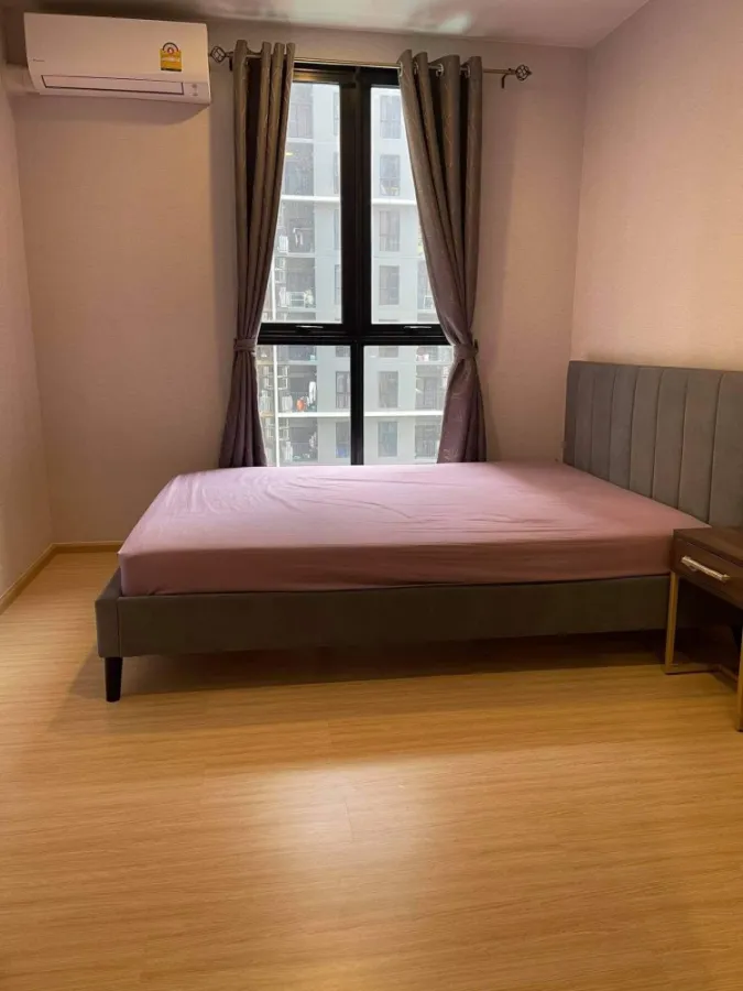 Pinklao Pinklao Condo Rental sell, Livable Room, Fully priced in one place. Don't hesitate to book.