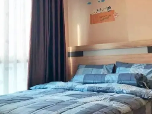 Rooms for rent at The Tree Bangpo Station. Nice and comfortable, fully furnished with all amenities. Book now!