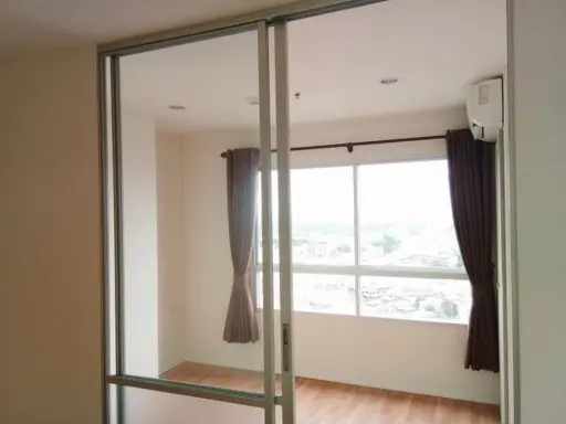 Condo for sale, Lumpini Ville Nakhon In-River View, empty room, good location, river view, reserve in advance. images