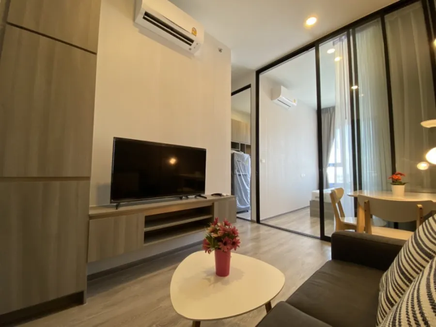 ให้เช่า คอนโด ไนท์บริดจ์ เกษตร โซไซตี้ ติด Wallpaper ทั้งห้อง, Fully furnished พร้อมเข้าอยู่จ้า