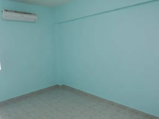Urgent Sale!! Condo at Pattanakarn Life Complex, 2nd Floor, Building 7. Empty unit for sale. Super nice and great price. Don't miss out!!