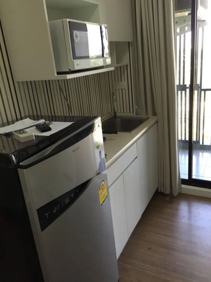 For rent I CONDO Ngamwongwan 2, very beautiful room, next to the wall, the whole room with complete electrical appliances don't miss a lot