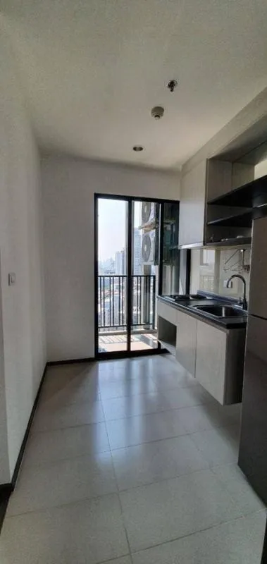 Urgent sale, The Base Park West Condo, 1 bedroom, 1 bath, fully furnished room, fully furnished, cheap