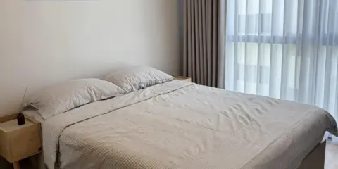 ให้เช่าคอนโด Salaya One Residence ห้องกว้างขวาง พื้นที่ใช้สอยจุใจ เฟอร์+เครื่องใช้ไฟฟ้าครบ หิ้วกระเป๋าเข้าอยู่ได้เลย