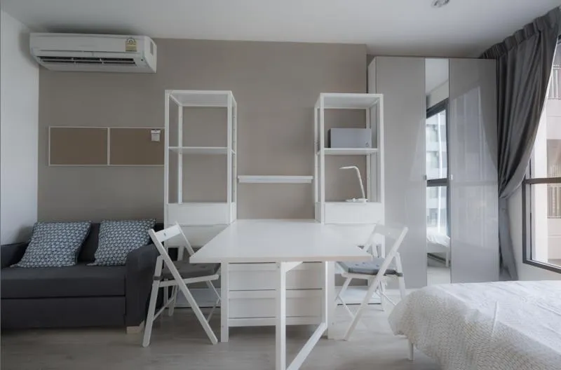 Wow for rent, Ideo Q Chula-Samyan, the room is decorated in a very beautiful tone color, fully furnished, the view is very good, hurry, don't wait.