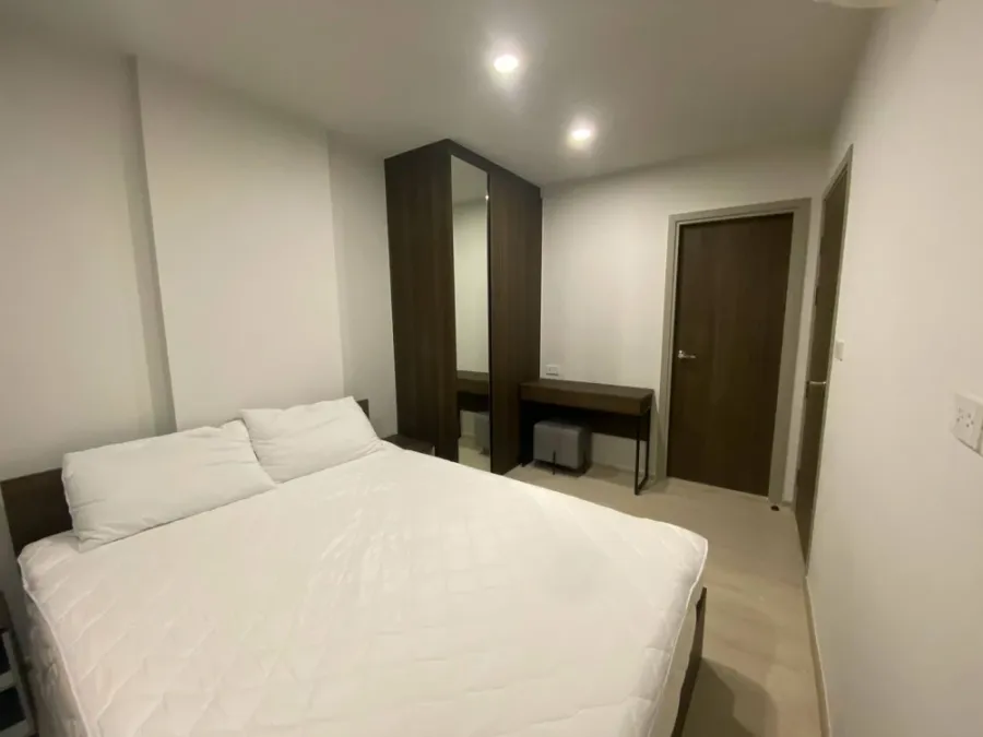 For rent: New Cross Kookot Station, 3rd floor, fully furnished. Interested? Hurry and book now. Don't miss out!