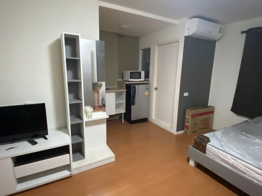 The price is very cheap, the room is good, everything is furnished. Book and you won't regret it at Lumpini Township Rangsit Klong 1 for sale.