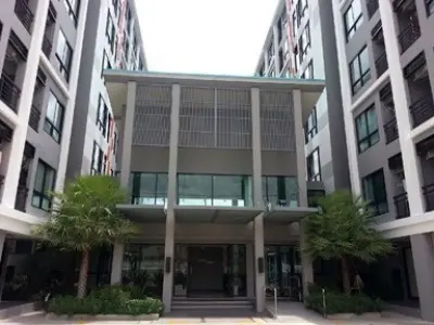 A Pool Condo Bangna