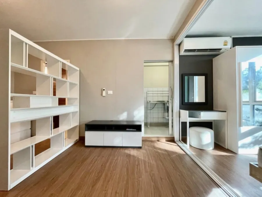Condo for rent, Garden Asoke-Rama 9, partitioned room, fully furnished, ready to move in, can't miss it