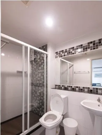 For rent: Regent Home 12, Lat Phrao 41, 2nd floor, complete facilities, good price, just bring your bags.