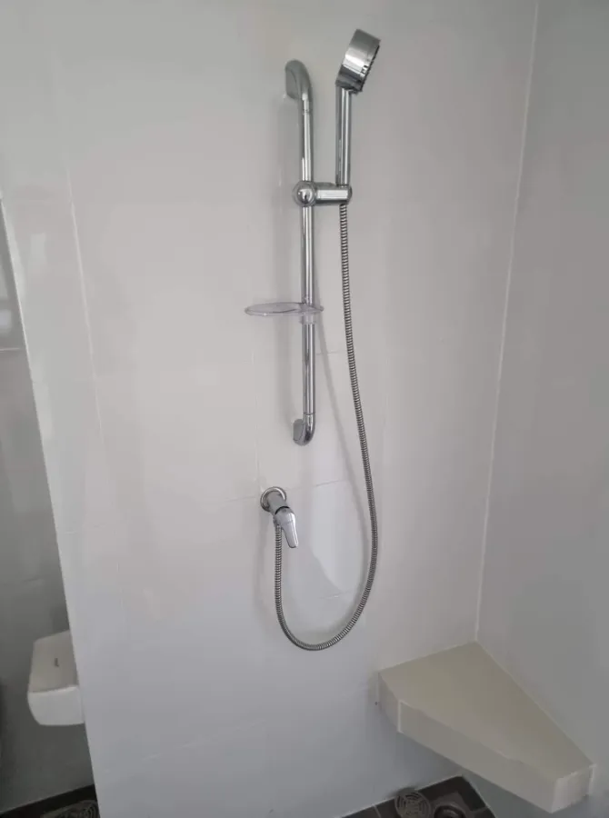Condo for rent, Niche ID Serithai, clean white tone room comfortable price plus a built-in washing machine, don't miss out