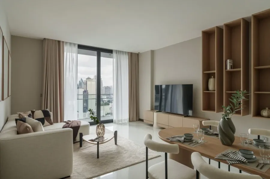 ให้เช่า Q1 sukhumvit ชั้น 20+ สูงมากๆ ห้องกว้างขวาง ตกแต่งอย่างดี ได้วิวเมืองเริ่ดๆ รีบจองเลย