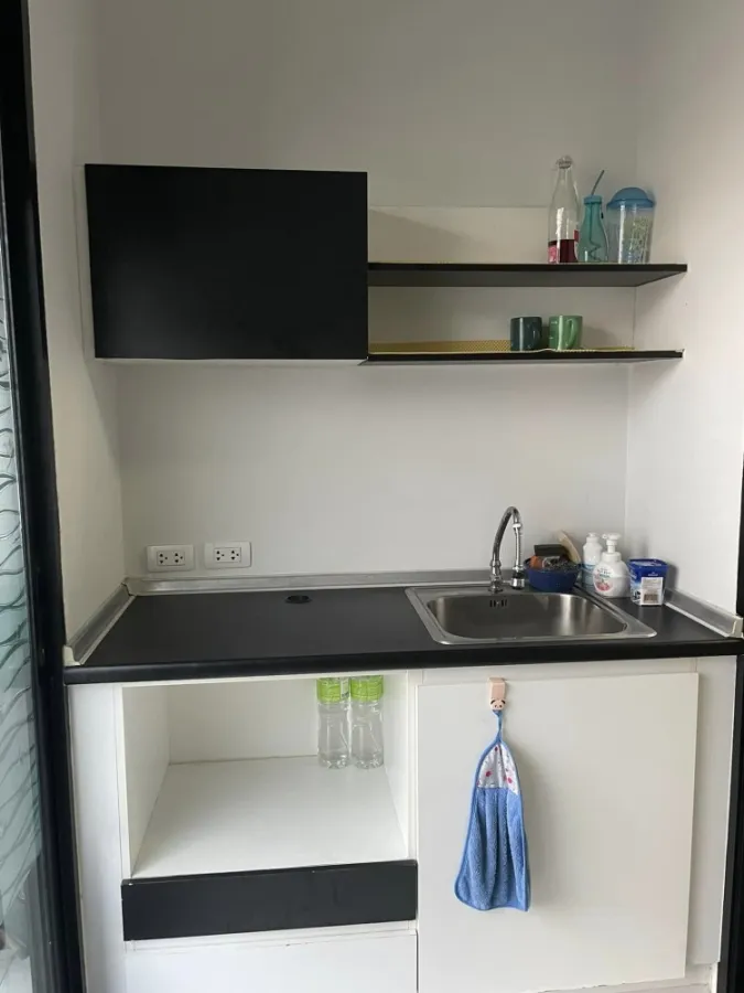 Condo for rent, Lib Ramkhamhaeng 43/1, 5th floor, swimming pool side view. Separate rooms Hurry and move to reserve now.