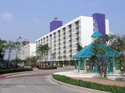i-HOUSE Laguna Garden RCA