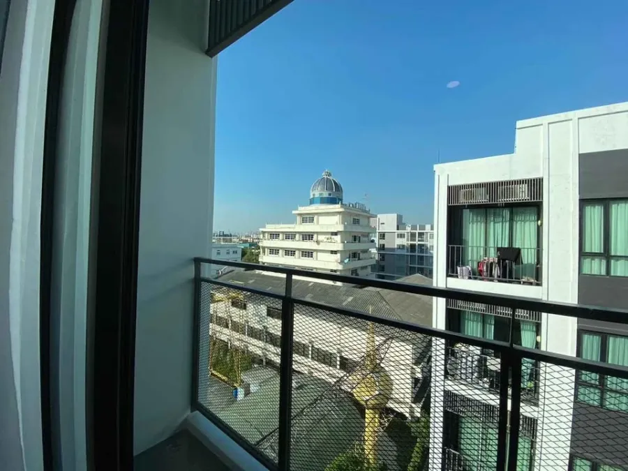 Brompton Pet Friendly Sukhumvit 107 for rent. Pets are allowed, and units are selling fast. Book now to secure your unit!