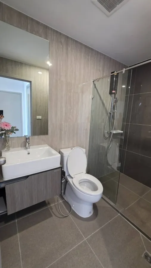 ให้เช่า The Parkland Phetkasem 56 2 ห้องนอน พื้นที่ใช้สอยเยอะ ในทำเลดี สิ่งอำนวยความสะดวกครบครัน จองเลย