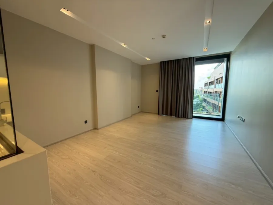 ขาย The Room Sukhumvit 38 ชั้น 5 วิวดี โปร่ง โล่ง สนใจเป็นเจ้าของ รีบจองเลย