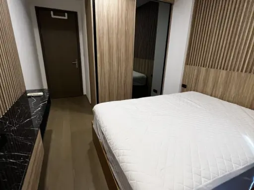 For rent Ashton Chula - Silom, large room, lots of usable space, comes with amenities, hurry and book.