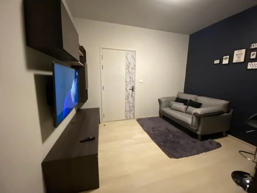 For rent Unio Ramkhamhaeng-Serithai pool view Decorated with the most stylish tone control. Definitely not like anyone else If interested, you need to
