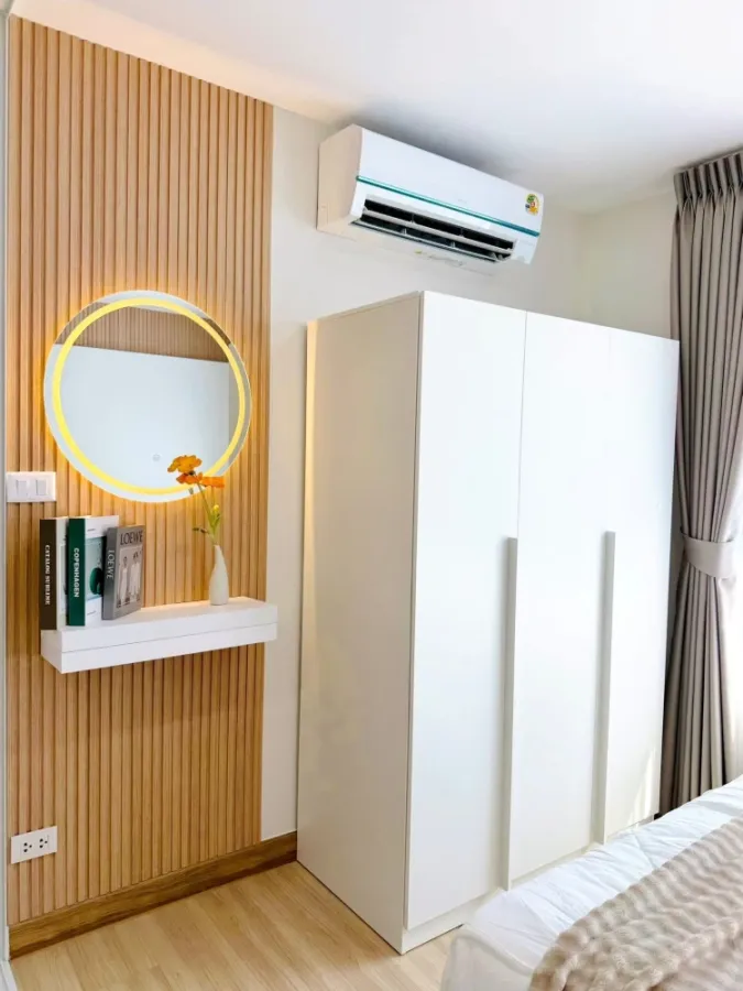 Plum Condo Paholyothin 89 for sale. Beautiful unit, fully furnished and ready to move in. Book now if interested!