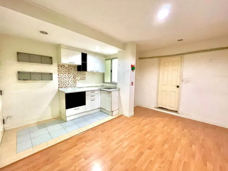 ขาย คอนโด ParkView Viphavadi ชั้น 3 ห้องมุมเป็นส่วนตัวมาก สิ่งอำนวยความสะดวกครบ จองด่วนๆ