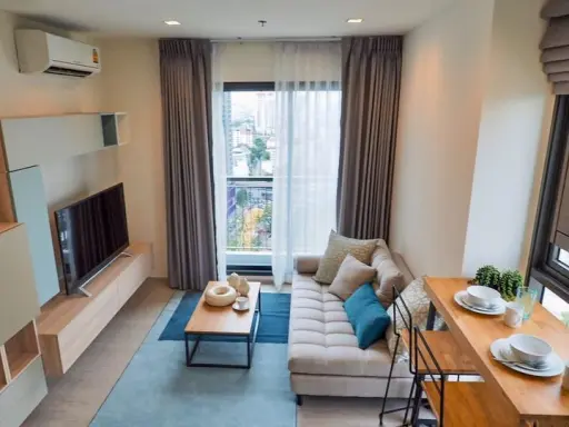 ขาย ให้เช่า คอนโด ริทึ่ม สุขุมวิท 36-38 ชั้นสูง วิวสวย ตกแต่งเฟอร์นิเจอร์แบบครบครัน และจัดเต็ม