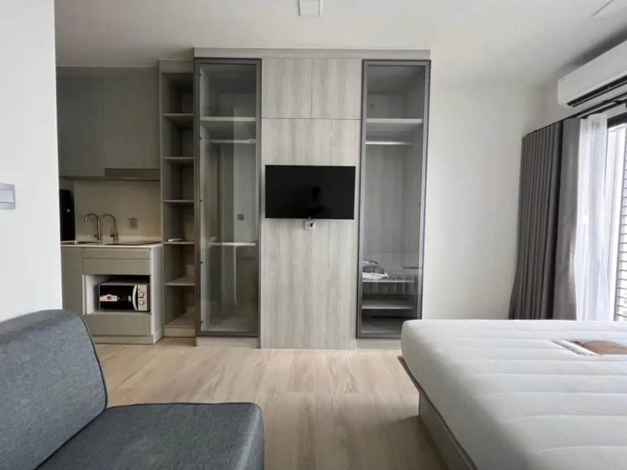 For rent, Modiz Lawn Rangsit, high floor, good view, great room, fully furnished, ready to move in. Hurry up and book now, don't miss it.