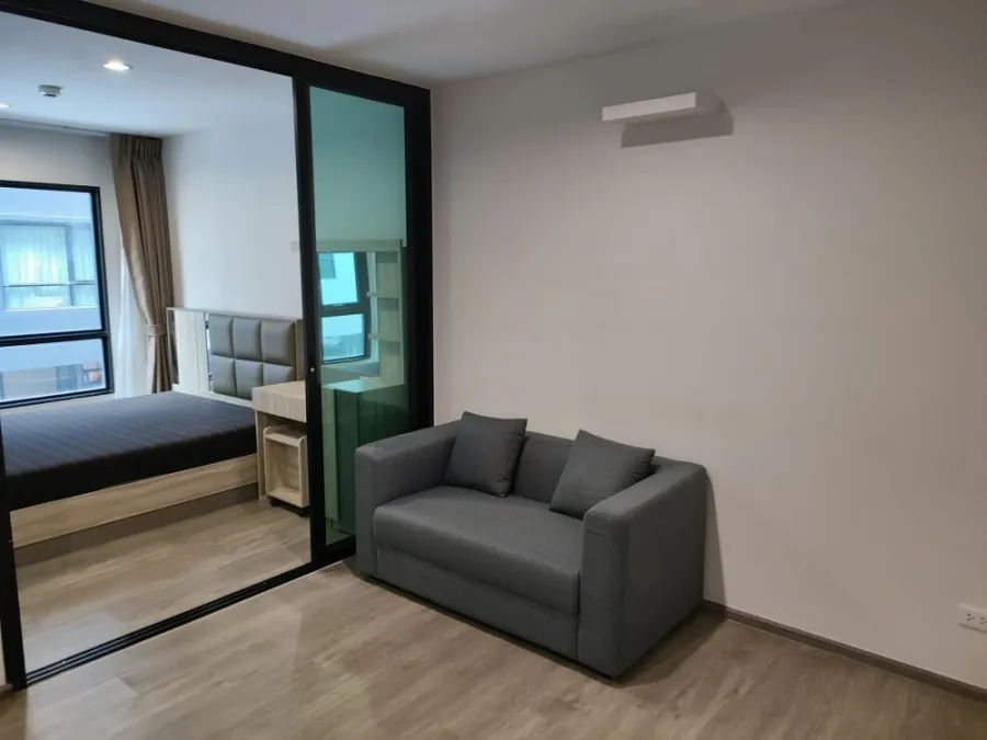 Condo for sale, Reach Phahonyothin 52, nice room, fully furnished, complete electrical appliances, good price, hurry and reserve before you miss out.