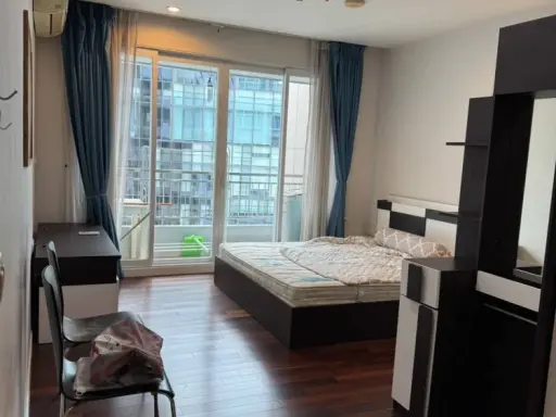 ขาย ให้เช่า Circle Circle Condominium ชั้น 27 สูงมากๆ พร้อมเฟอร์นิเจอร์ครบครัน จองแล้วจะไม่ผิดหวัง