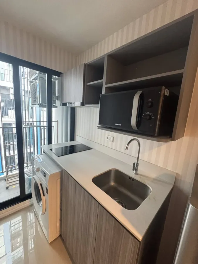Lumpini Condo Ville Lak Si-Ram Intra Room details Building A, 14th floor Studio room, size 30 sq.m. Furniture: bed, mattress, air conditioner, war
