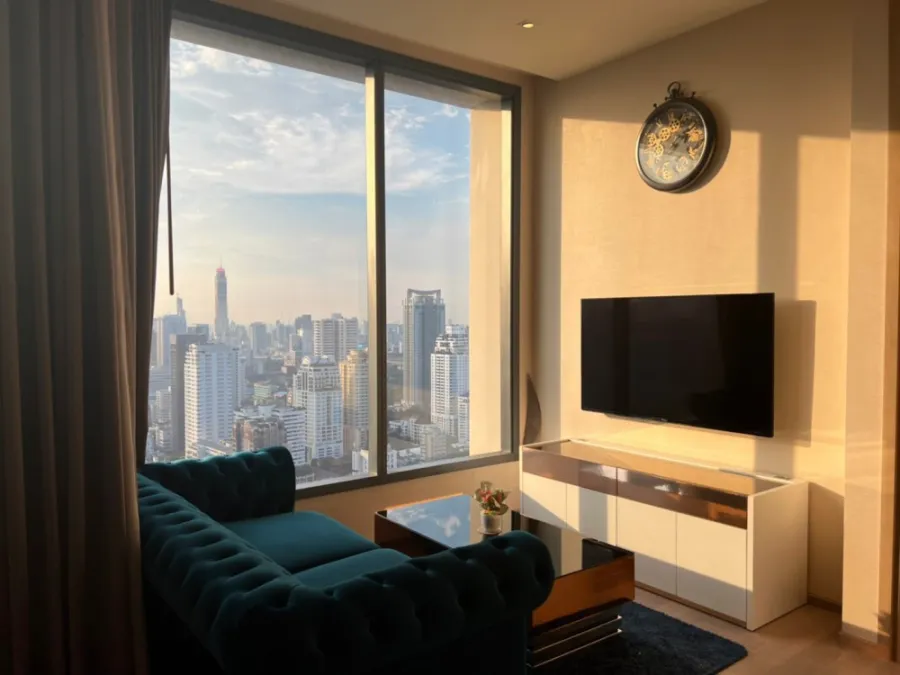 For sale, for rent, The ES Asoke, city view, fully furnished, ready to move in, don't miss it.