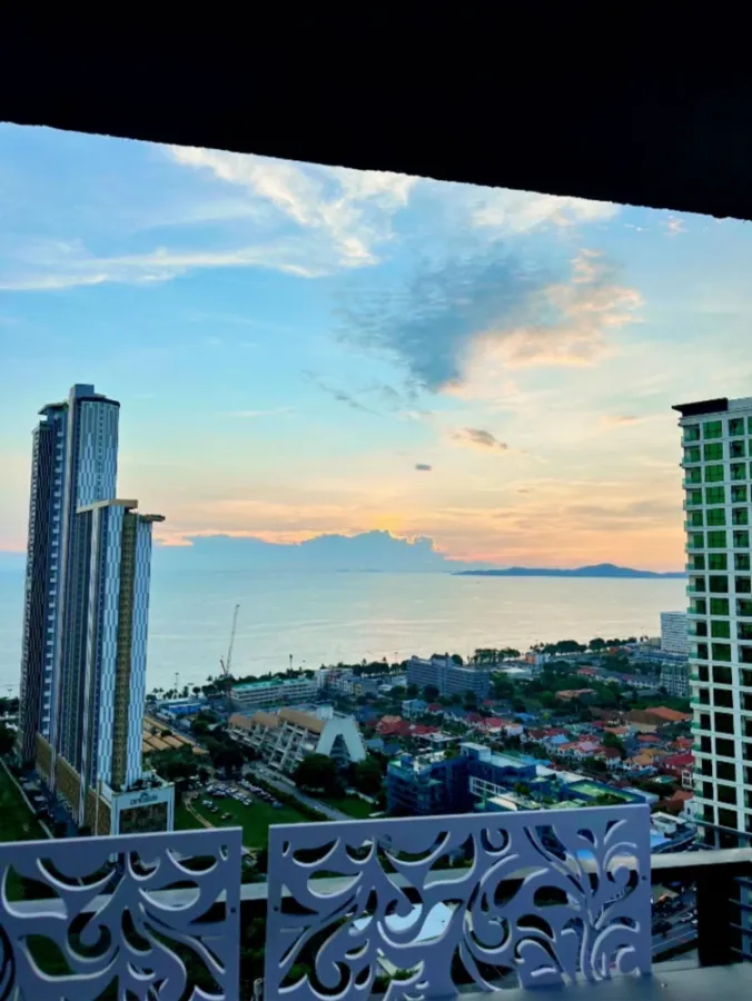 ให้เช่า The Grand Jomtien ห้องมุมให้ความเป็นส่วนตัว เฟอร์นิเจอร์ครบครัน แต่งสุดปัง จองเลย