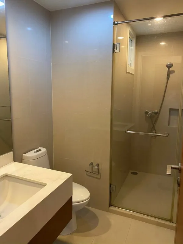 ขาย ให้เช่า Wind Sukhumvit 23 ชั้น 7 ห้องมุมเป็นส่วนตัวมาก โซฟาตัวใหญ่สุดๆ รีบจองก่อนพลาดน้า