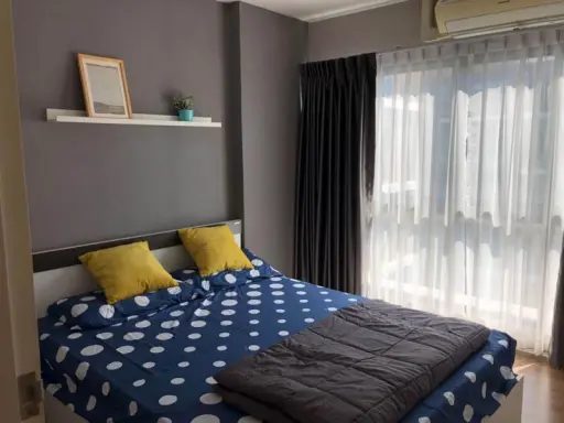 Wow, very beautiful room for rent, hallmark Ngamwongwan, decorated in modern style, very modern, plus fully furnished, ready to move in. Urgent.