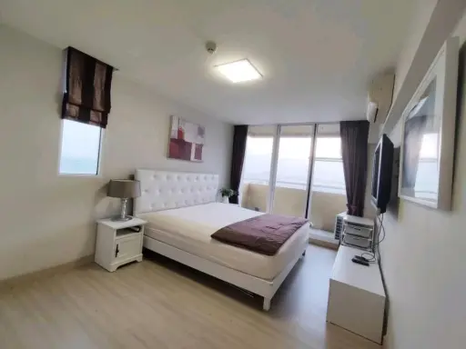 M Society Condominium for rent, 19th floor, unobstructed view, fully furnished, very livable. Book now!