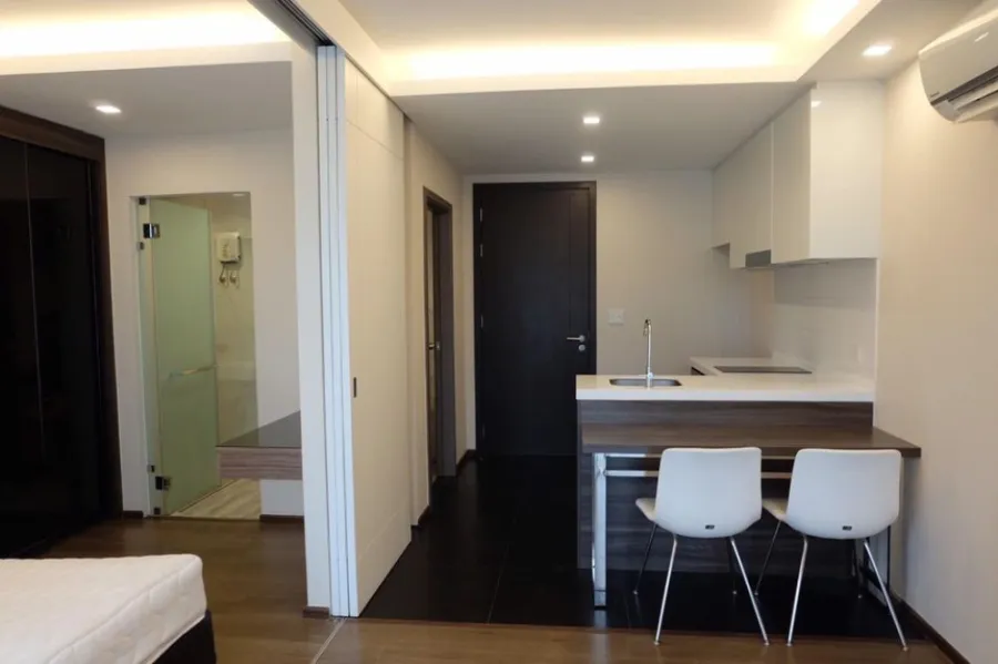 Sell / rent The Remark Able Soonvijai 2 beautiful rooms, complete facilities. If interested, hurry to reserve.