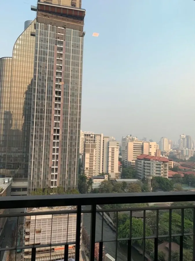 Condo for rent Q Asoke, nice room, spacious size with facilities, high floor, city view, do not miss it.