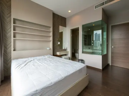 ขาย / ให้เช่า คอนโด คิว อโศก Built in ตกแต่งพร้อมอยู่ เครื่องใช้ไฟฟ้าครบครัน ด่วน!!
