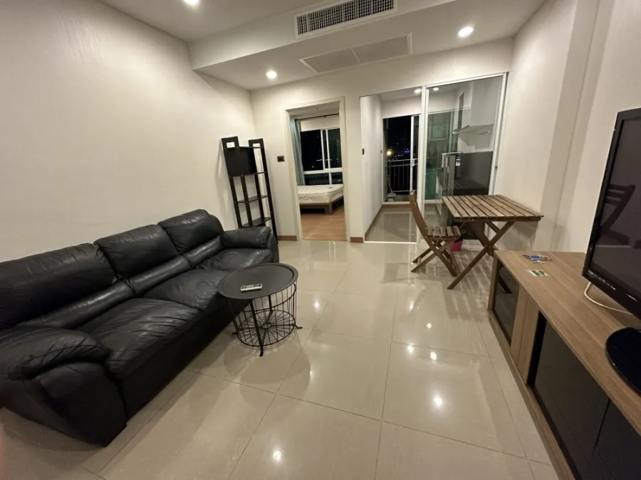 Supalai Wellington for rent, 2 spacious rooms with usable space, ready to move in, good furniture, don't miss it.