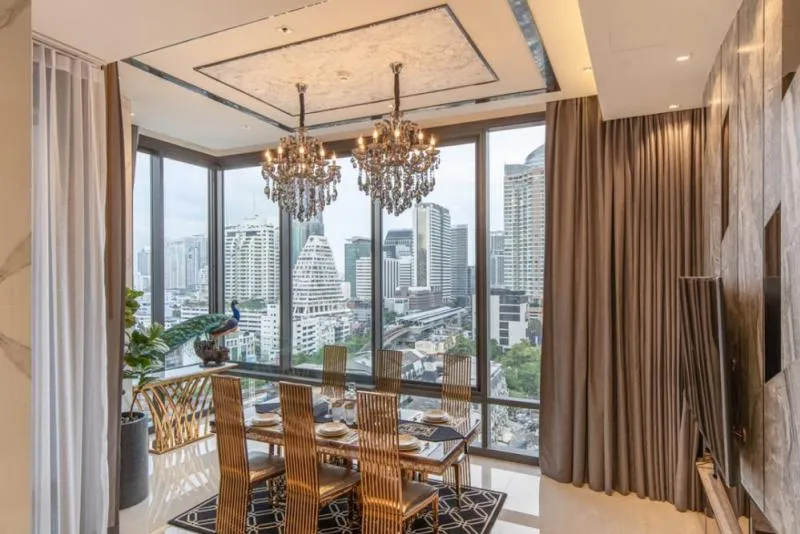 For rent/sale, beautiful, luxurious room, full furniture, very beautiful view, suitable for living in a family style, easy to travel, great location, do not miss it.