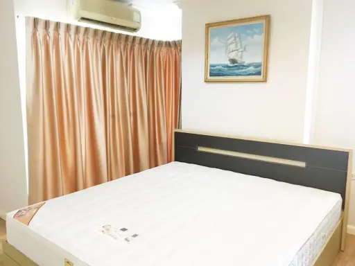 Condo for rent, Lumpini Place Narathiwat - Chao Phraya, river view, fully furnished, hurry up and book now.