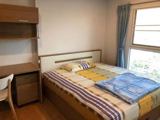 For rent The Parkland Grand Taksin, ready to move in. Another built-in wardrobe Just carry your bag and move in. images