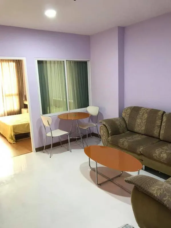 ห้องสวย ชั้นสูง วิวดี 2 นอน เฟอร์ครบ มาจองให้ไว ห้ามพลาดเด็ดขาด For rent life @ ratchada-huaikwang
