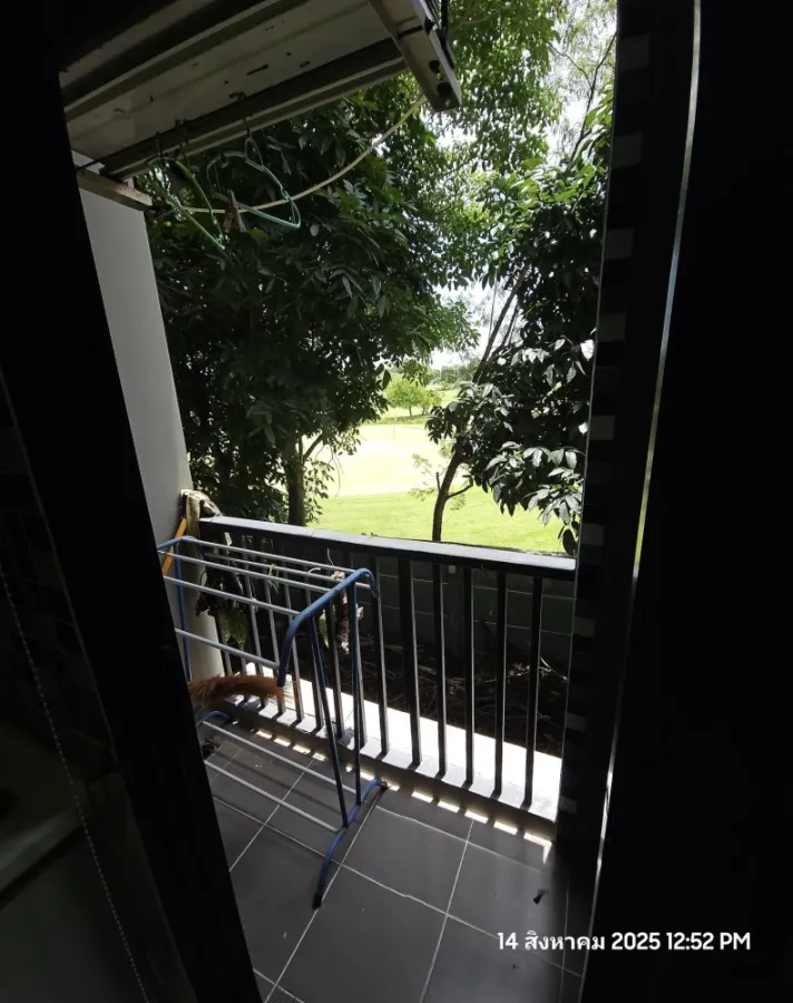 For rent: I Condo Salaya, 2nd floor, Building C, with good wallpaper and complete electrical appliances. Reserve now!