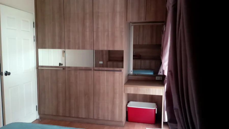 For rent, Park View Vibhavadi, 4th floor, Building A4, corner room, fully furnished and electrical appliances. Book now.