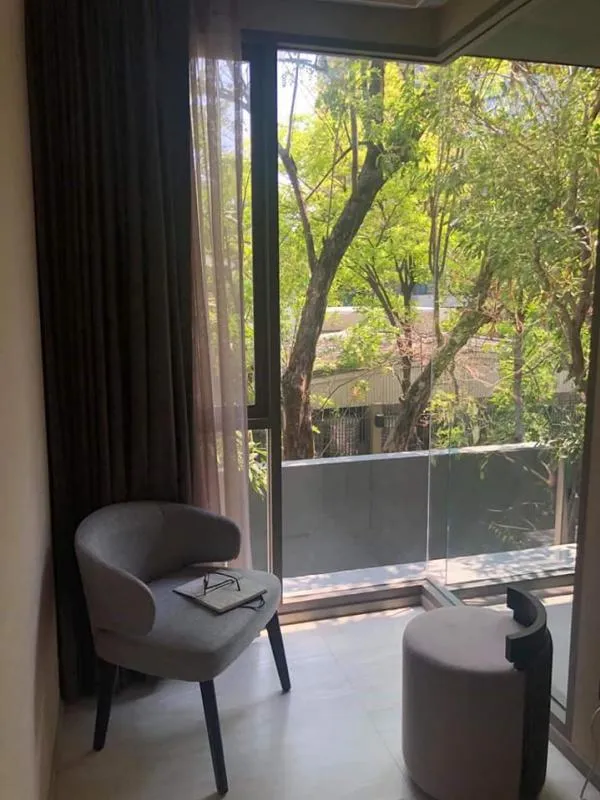 ให้เช่า FYNN สุขุมวิท 31 ขนาด 1 ห้องนอน 47 ตร.ม. ชั้น 2 ห้องแต่งสวยมีสไตล์ มีเครื่องซักผ้า มาก่อนได้
