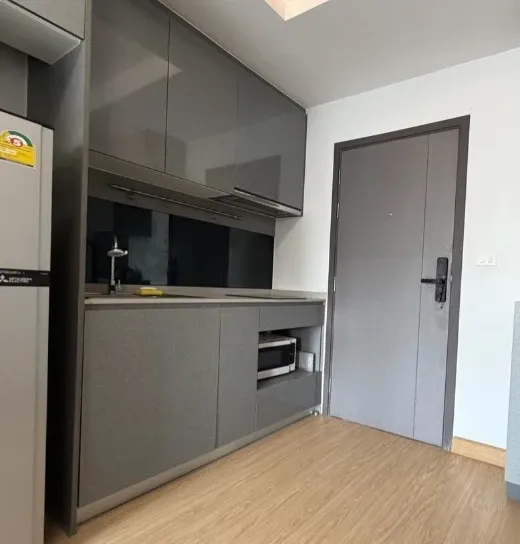 For rent: Ideo Sukhumvit 93, 8th floor, fully furnished unit. Very comfortable and ready to move in. Book now! Don't miss out! Act fast!