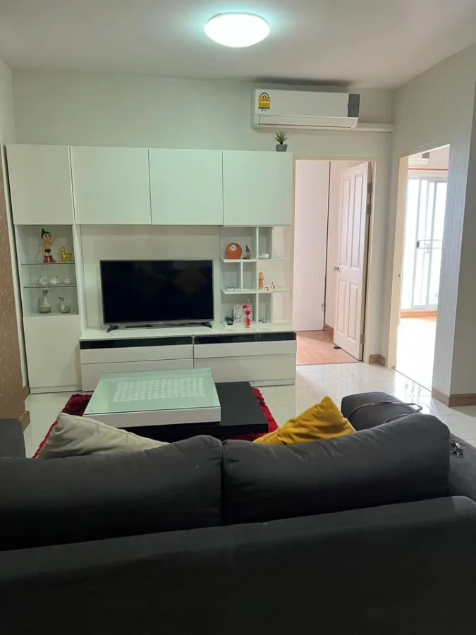 For sale/rent: SUPAILAI PARK Condo, Khaerai, Ngamwongwan. 2 bedrooms, 1 bathroom, 25th floor. High floor with great view. Affordable price. Buy now!
