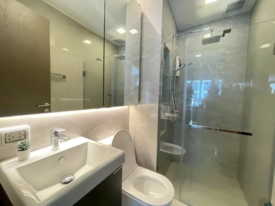 For rent: The Privacy Jatujak, 29th floor. Unobstructed view from a high floor. Separate kitchen with balcony. Fully furnished and equipped with appli
