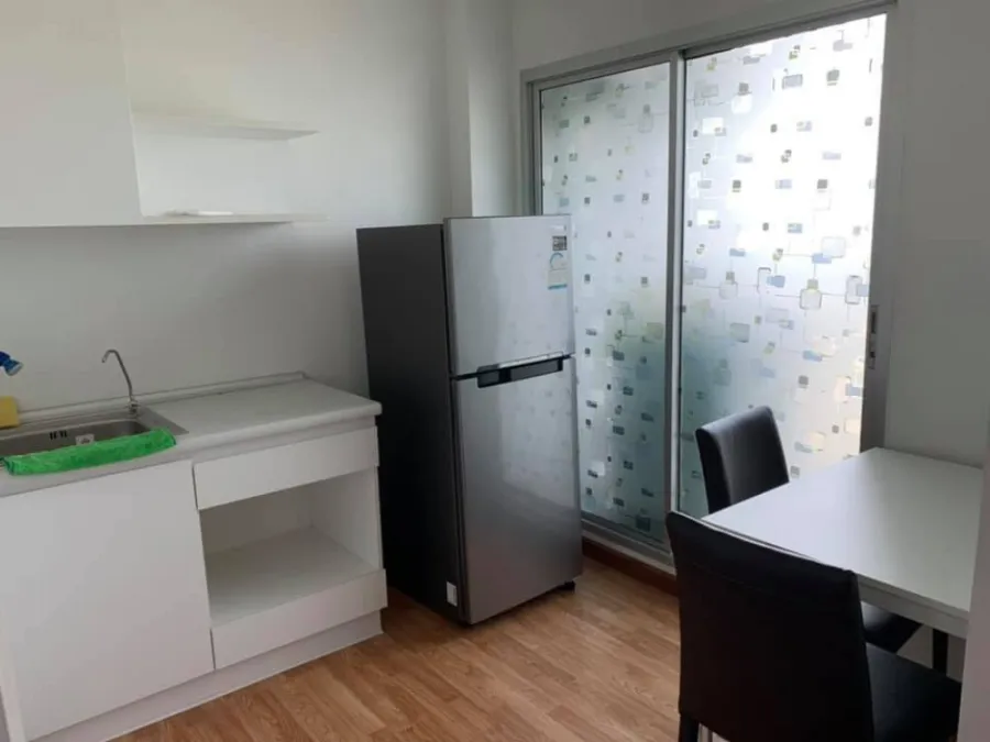 Sale/Rent The Trust Ngamwongwan, fully furnished. Buying as an investment is worth renting. It's good to reserve quickly.